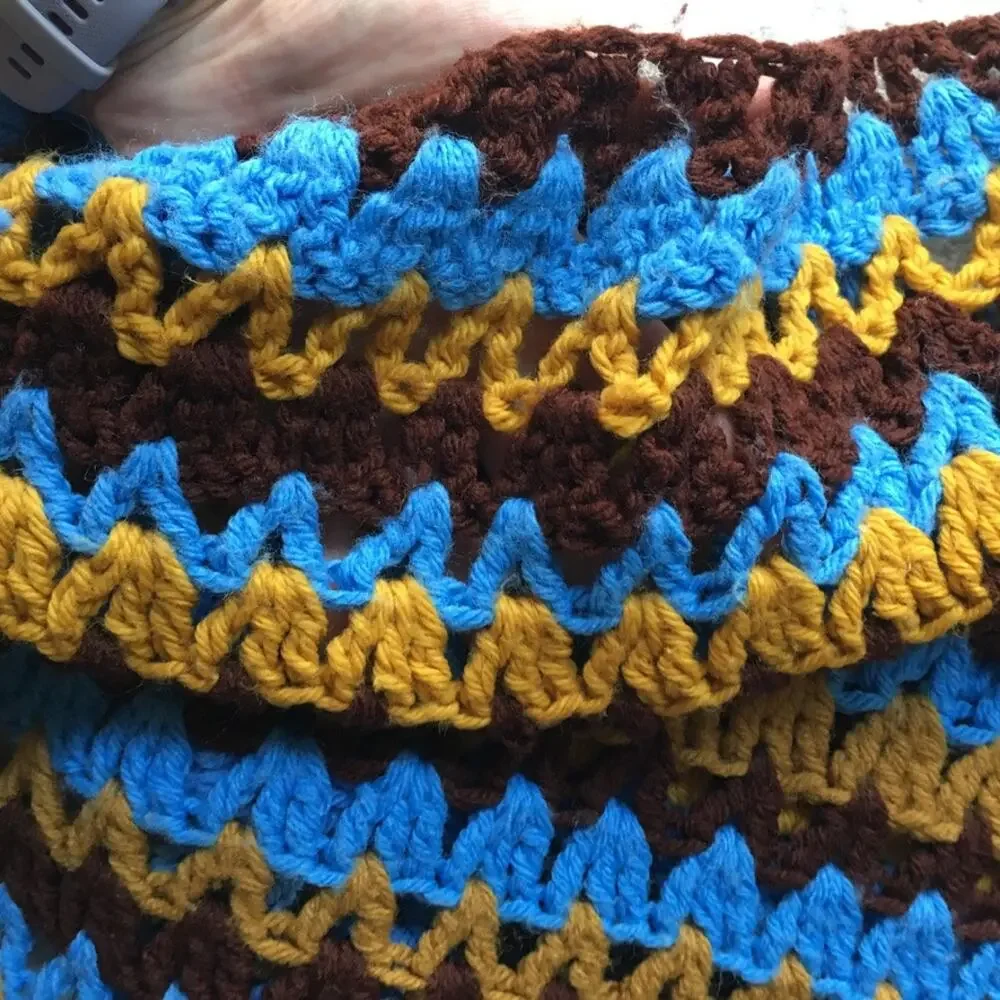 Vintage retro crocheted afghan, blanket - brown blue granny-core appr. 45